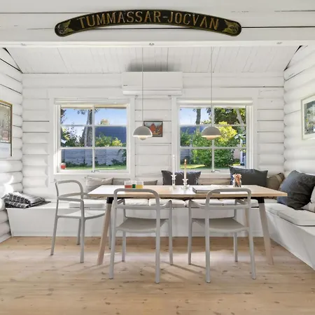 Sighfrith - 1-4km From The Sea By Interhome Dronningmolle
